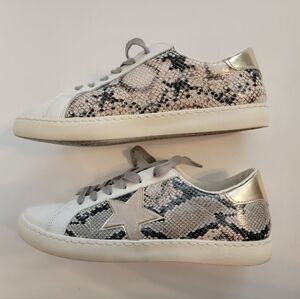 VINTAGE HAVANA Bianca Sneaker Gold Snake Multi Women's Size 8.5 Shoe Pull On